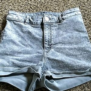 High waist gray jean shorts